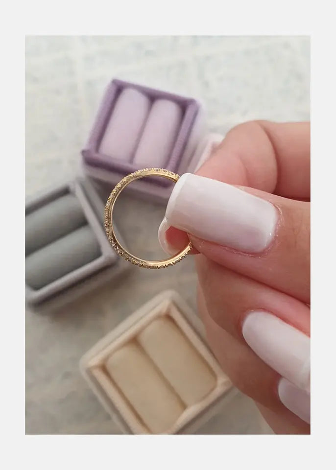 Bilie - Band Brilliant Round Cut 1.3MM Moissanite